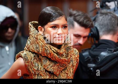 Paris, Frankreich. Februar 2024. Zendaya besuchte die Premiere von Dune 2 im Grand Rex Cinema in Paris, Frankreich, am 12. Februar 2024. Foto: Aurore Marechal/ABACAPRESS.COM Credit: Abaca Press/Alamy Live News Stockfoto