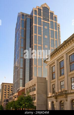 Gebäude in der Fayetteville Street - Raleigh, North Carolina Stockfoto