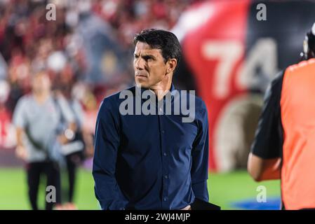 Rosario, Argentinien. Februar 2024. Mauricio Larriera, Trainer der Newells Old Boys, vor dem Spiel der Liga Profesional de Fútbol zwischen Newells Old Boys und dem Racing Club im Estadio Marcelo Bielsa. Quelle: Mateo Occhi (Sporteo) / Alamy Live News Stockfoto