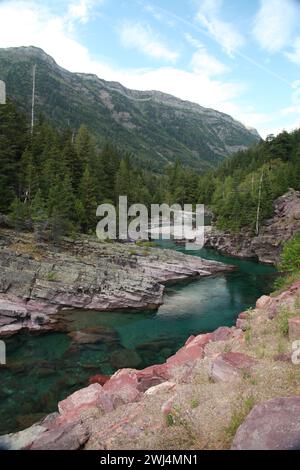 McDonald Creek am Red Rock Point entlang der Going-to-the-Sun Road im Glacier National Park, Montana Stockfoto