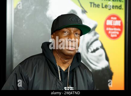 New York, Usa. Februar 2024. Grandmaster Flash kommt am Montag, den 12. Februar 2024, im Dotdash Meredith Screening Room in New York auf dem roten Teppich zu einer Dotdash Meredith Special Screening-Show von Bob Marley: One Love. Foto: John Angelillo/UPI Credit: UPI/Alamy Live News Stockfoto