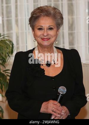 Popsängerin Dagmar Frederic bei einem Auftritt am 06/2024 in Magdeburg Stockfoto