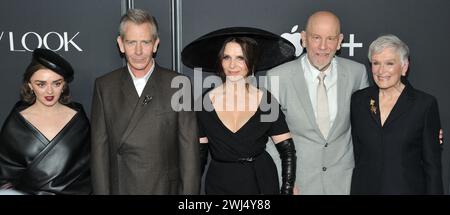 New York, USA. Februar 2024. L-R: Maisie Williams, Ben Mendelsohn, Juliette Binoche, John Malkovich und Glenn Close nehmen am 12. Februar 2024 an der New Yorker Premiere des New Look in Florence Gould Hall in der Alliance Francaise in New York Teil. (Foto: Stephen Smith/SIPA USA) Credit: SIPA USA/Alamy Live News Stockfoto