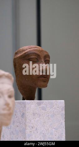 Antike ägyptische Artefakte aus dem Neuen Museum Berlin aus der Amarna-Zeit der 18. Dynastie Ägyptens Stockfoto