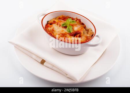 Lasagne in Backform italienische Küche geschmolzener Käse Stockfoto