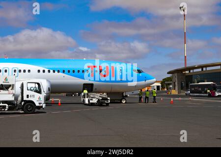 Afrika, Boeing 737 Max von TUIfly auf dem Flughafen Amilcar Cabral International ist der wichtigste und größte Flughafen der Kapverden auf der Insel Sal, Flugzeug, Logo tui. *** Afrika, Boeing 737 Max ab TUIfly am Amilcar Cabral International Airport ist der wichtigste und größte Flughafen in Kap Verde auf der Insel Sal, Flugzeug, Logo tui Stockfoto