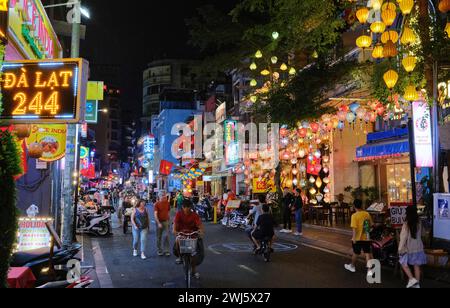 Januar 2024, Bui Vien Walking Street at Night, Ho Chi Minh City Stockfoto
