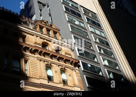 Architekturdetails des Gebäudes des Chief Secretary, der Sandsteinfassade auf der Phillip St, Sydney Stockfoto