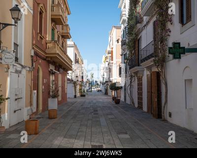 Ibiza, Spanien: 12. Februar 2024: Bisbe Cardona Tur Straße in Ibiza Stadt Stockfoto