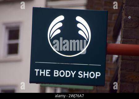 London, England, Großbritannien. Februar 2024. Allgemeine Ansicht eines Body Shop Stores in Central London, während das Unternehmen in die Verwaltung in Großbritannien zusammenbricht. (Kreditbild: © Vuk Valcic/ZUMA Press Wire) NUR REDAKTIONELLE VERWENDUNG! Nicht für kommerzielle ZWECKE! Stockfoto