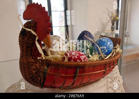 Tachov, Tschechische Republik. Februar 2024. Ostereierausstellung im Museum des Böhmischen Waldes in Tachov, Tschechische Republik, 12. Februar 2024. Quelle: Slavomir Kubes/CTK Photo/Alamy Live News Stockfoto