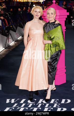 Jessie Buckley (links) und Olivia Colman nehmen an der europäischen Premiere von Wicked Little Letters im Odeon Luxe, Leicester Square, im Zentrum Londons Teil. Bilddatum: Dienstag, 13. Februar 2024. Stockfoto