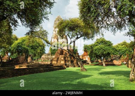 Wat Ratchaburana im Ayutthaya Historical Park, Ayutthaya, Thailand. UNESCO-Weltkulturerbe. Stockfoto
