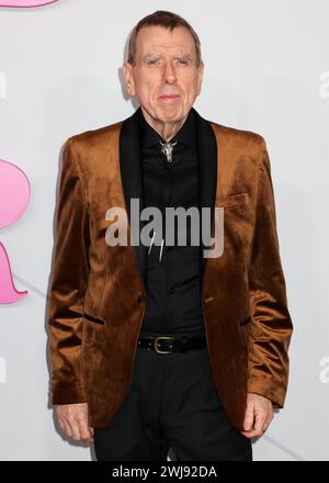 London, Großbritannien. Februar 2024. Timothy Spall besucht die Wicked Little Letters European Premiere im Odeon Luxe am Leicester Square, London. (Foto: Cat Morley/SOPA Images/SIPA USA) Credit: SIPA USA/Alamy Live News Stockfoto