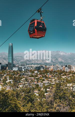 Teleférico Santiago by Turistik, Cerro San Cristobal Cable Car, Santiago de Chile, 2024 Stockfoto