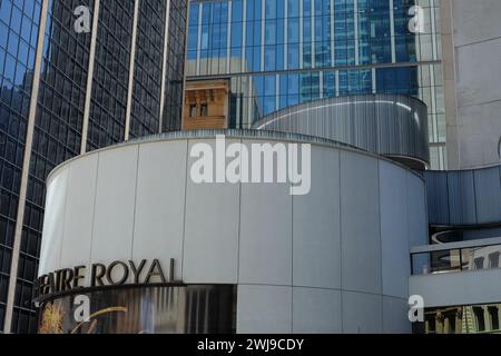 Theatre Royal, Formen & Muster & architektonische Formen im MLC Centre 25 Martin Place, Blick durch das Sandsteingebäude der Commonwealth Bank Stockfoto