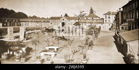 Purbeck steht im Royal Hotel, Ascot, England um 1940er Jahre, im Besitz des Schauspielers und Inn-Besitzers John Fothergill. Stockfoto