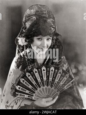 Norma Talmadge, Stummfilmdarstellerin aus dem US-amerikanischen Stummfilm die Passionsblume (1921) Stockfoto