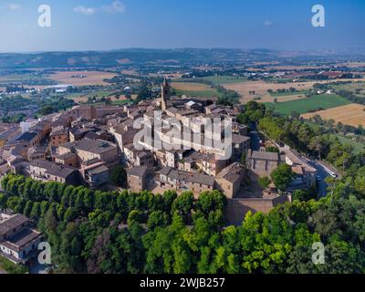 Montecassiano (Italien, Marken, Provinz Macerata), Blick auf das Dorf Stockfoto