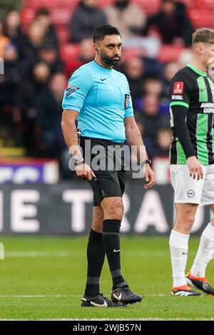 Schiedsrichter Sunny Singh Gill während des Spiels der 4. Runde des Sheffield United FC gegen Brighton & Hove Albion FC Emirates FA Cup in der Bramall Lane, Sheffield, England, Großbritannien am 27. Januar 2024 Stockfoto