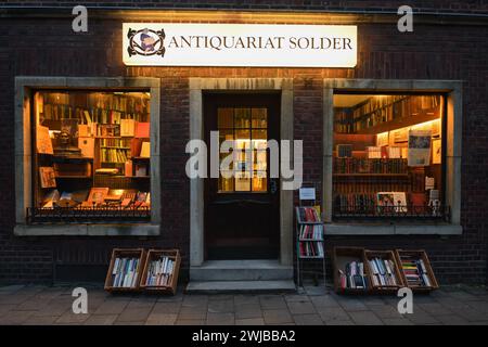 Münster, Second-Hand-Buchhandlung, Antiquariatsbuchhandlung, bekannter Drehort des Wilsberg-Kriminalfilms in Münster, Deutschland, Europa. Stockfoto