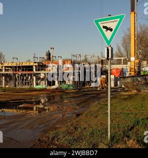 Neubauprojekt, Neubauentwicklung im Naturschutzgebiet, Verlust des Naturschutzgebietes, Landschaftsverlust, Deutschland, 2020 Stockfoto