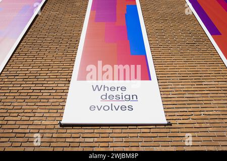 Mailand, Italien. Februar 2024. Eine Pressekonferenz für den Salone Del Mobile 2024 findet am 13. Februar 2024 im Piccolo Teatro Strehler in Mailand statt. (Foto: Alessandro Bremec/NurPhoto)0 Credit: NurPhoto SRL/Alamy Live News Stockfoto