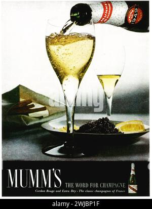 1955 Mumm's Champagnerwerbung. Stockfoto