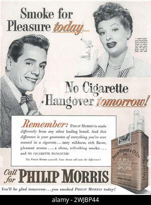 1952 Philip Morris Zigaretten-Werbespot. "Rauch zum Vergnügen today...no Zigarettenkater morgen. Ruf nach Philip Morris." Stockfoto