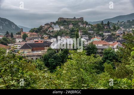 Luftaufnahme der Stadt Jajce in Bosnien und Herzegowina Stockfoto