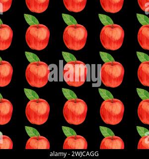 Nahtloses Aquarellmuster. Rote Äpfel mit grünen Blättern, handgezeichnet in Aquarell. Geeignet zum Bedrucken auf Stoff und Papier, zur Küchendekoration Stockfoto