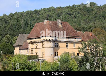 Das Renaissanceschloss Losse am Ufer des Flusses Vézère in Périgord Noir bei Montignac-Lascaux. Geschichte, Architektur, Erbe, Gärten, na Stockfoto