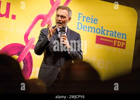 Potsdam, Deutschland. Februar 2024. Bundesfinanzminister Christian Lindner (FDP) spricht am politischen Aschermittwoch der FDP Brandenburg. Quelle: Fabian Sommer/dpa/Alamy Live News Stockfoto