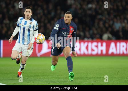 Paris, Frankreich. Februar 2024. © PHOTOPQR/LE PARISIEN/Le Parisien/Arnaud Journois ; PARIS ; 14/02/2024 ; FUSSBALL, LIGUE DES CHAMPIONS UEFA, HUITIEMES DE FINALE ALLER, 14.02.2024, PARIS, PARC DES PRINCES/PARIS SG - REAL SOCIEDAD /PHOTO LE PARISIEN/ARNAUD JOURNOIS Kylian Mbappé Credit: MAXPPP/Alamy Live News Stockfoto