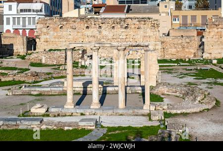 Ruinen der Tetraconch-Kirche im Hadrian's Library Complex, Athen, Griechenland Stockfoto