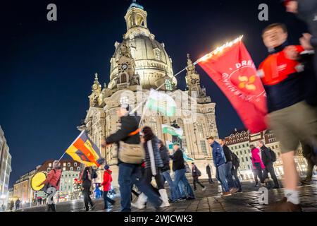 Anlässlich des 13. Februar und der Zerstörung Dresdens im Zweiten Weltkrieg organisierte die kleine rechtsextreme Partei Freie Sachsen eine Stockfoto