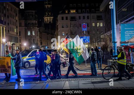 Anlässlich des 13. Februar und der Zerstörung Dresdens im Zweiten Weltkrieg organisierte die kleine rechtsextreme Partei Freie Sachsen eine Stockfoto