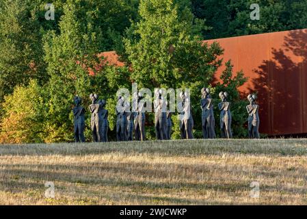 Keltische Statue des keltischen Prinzen, Plastik-Skulpturen, Nachbildungen von 3D-Scan von Ottmar Hoerl, keltische Welt am Glauberg, keltische Grabhügel, Eisen Stockfoto