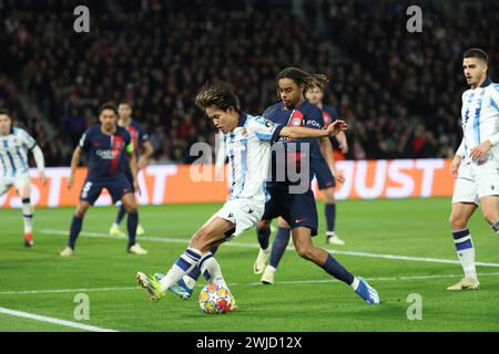 Paris, Frankreich. Februar 2024. © PHOTOPQR/LE PARISIEN/LE PARISIEN/ARNAUD JOURNOIS ; PARIS ; 14/02/2024 ; FUSSBALL, LIGUE DES CHAMPIONS UEFA, HUITIEMES DE FINALE ALLER, 14.02.2024, PARIS, PARC DES PRINCES/PARIS SG - REAL SOCIEDAD /FOTO LE PARISIEN/ARNAUD JOURNOIS BRADLEY BARCOLA - 14.02.2024PARIS, FRANKREICH UEFA CHAMPIONS LEAGUE PARIS SG/ALMAXPP REAL NEWS Stockfoto