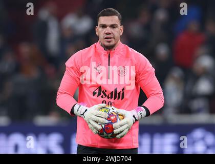 Kopenhagen, Dänemark. Februar 2024. Ederson von Manchester City während des UEFA Champions League-Spiels in Telia Parken, Kopenhagen. Der Bildnachweis sollte lauten: Paul Terry/Sportimage Credit: Sportimage Ltd/Alamy Live News Stockfoto