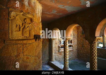 Civrieux-d'Azergues (Zentralfrankreich): Le Jardin de nous deux ist ein Beispiel für Outsider-Kunst Stockfoto