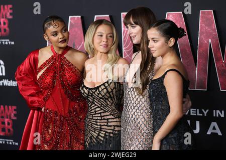 Celeste O Connor, Sydney Sweeney, Dakota Johnson und Isabela Merced bei der Weltpremiere des Kinofilms Madame Web im Regency Village Theatre. Los Angeles, 12.02.2024 *** Celeste O Connor, Sydney Sweeney, Dakota Johnson und Isabela Merced bei der Uraufführung des Films Madame Web im Regency Village Theatre Los Angeles, 12 02 2024 Foto:XJ.xBlocx/xFuturexImagex madame Web 4272 Stockfoto