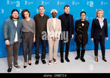 Brady Corbet, Jasmine Trinca, Christian Petzold, Lupita Nyong o, Albert Serra, Ann Hui und Oksana Zabuzhko beim Photocall mit der internationalen Jury auf der Berlinale 2024 / 74. Internationale Filmfestspiele Berlin im Hotel Grand Hyatt. Berlin, 15.02.2024 *** Brady Corbet, Jasmine Trinca, Christian Petzold, Lupita Nyong o, Albert Serra, Ann Hui und Oksana Zabuzhko beim Fotocall mit der internationalen Jury bei den Berlinale 2024 74 Berlin International Film Festival im Hotel Grand Hyatt Berlin, 15 02 2024 Foto:xD.xBedrosianx/xFuturexImagex jury 4216 Stockfoto