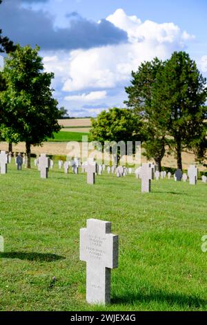 Semide (Nordostfrankreich): Orfeuil National Necropolis, deutscher Militärfriedhof des Ersten Weltkriegs (1. Weltkrieg). Gräber deutscher Soldaten Stockfoto