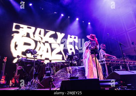 Newcastle, UK - Electronic Dance Band Crazy P unterstützt Roisin Murphy am 14. Februar 2024 im O2 City Hall in Newcastle. Foto: Jill O'Donnell/Alamy Live News Stockfoto