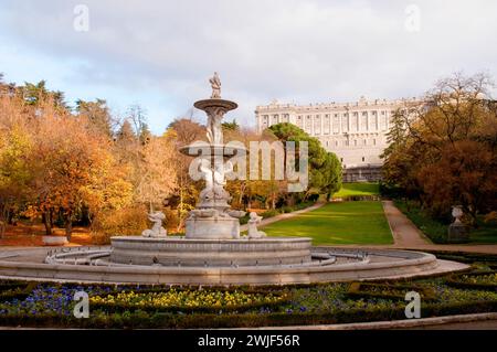 Campo del Moro und Königspalast. Madrid. Spanien. Stockfoto