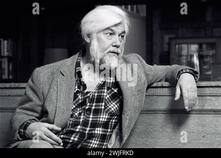 Dichter John Silkin am Wycliffe College 1988 Stockfoto