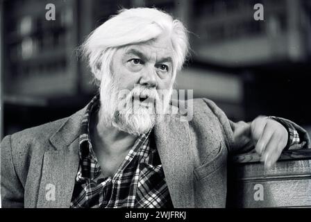 Dichter John Silkin am Wycliffe College 1988 Stockfoto