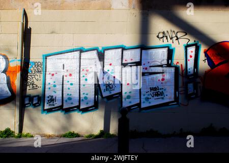 Marseille, Frankreich. Februar 2024. Samuel Cassar/Le Pictorium - graffitis 5eme - Marseille - 13/02/2024 - France/Bouches-du-Rhone/Marseille - Graffiti im 5. Arrondissement von Marseille Credit: LE PICTORIUM/Alamy Live News Stockfoto