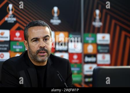 Braga, Portugal. Februar 2024. Braga 02/14/2024 - der Trainer und ein Spieler des Sporting Clube de Braga haben das Spiel gegen Qarabag für die Europa League vorgeführt, das morgen im Braga Municipal Stadium ausgetragen wird. Artur Jorge (Global Imagens) Credit: Atlantico Press/Alamy Live News Stockfoto